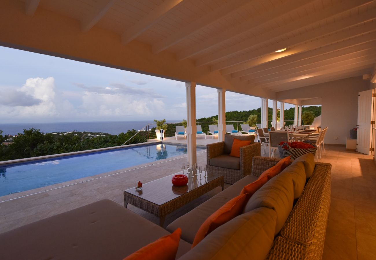 Villa en San Bartolomé -  Villa Au Coeur du Rocher San Bartolomé 3-bd