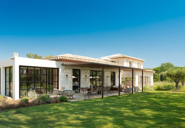 Villa en Ramatuelle - Villa Alocasia St Tropez Costa de Azul 5-bd Villa en Ramatuelle - Villa Alocasia St Tropez Costa de Azul 5-bd