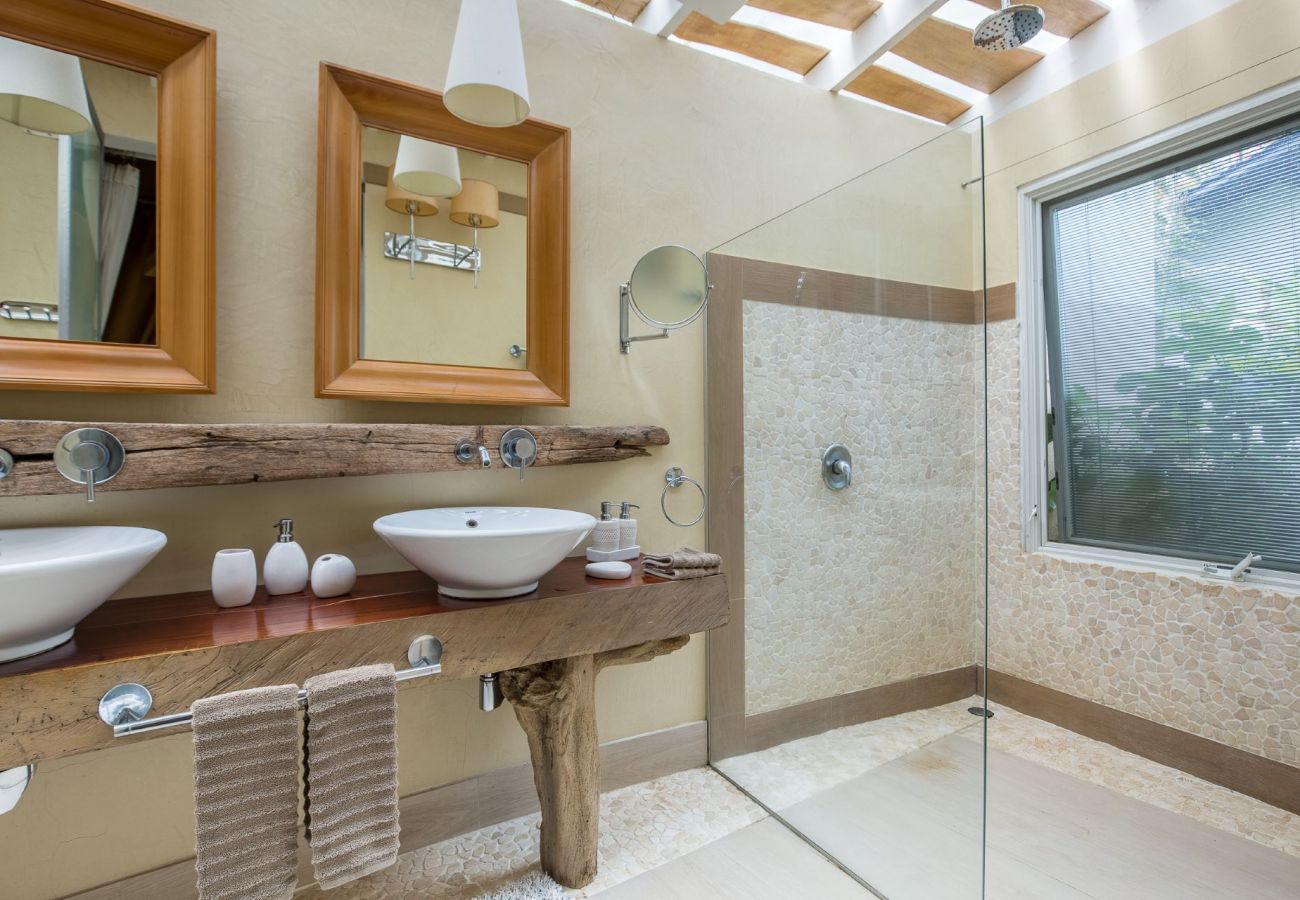 Villa en Tamarindo - Villa Don Vito Santa Cruz Guanacaste 8-bd