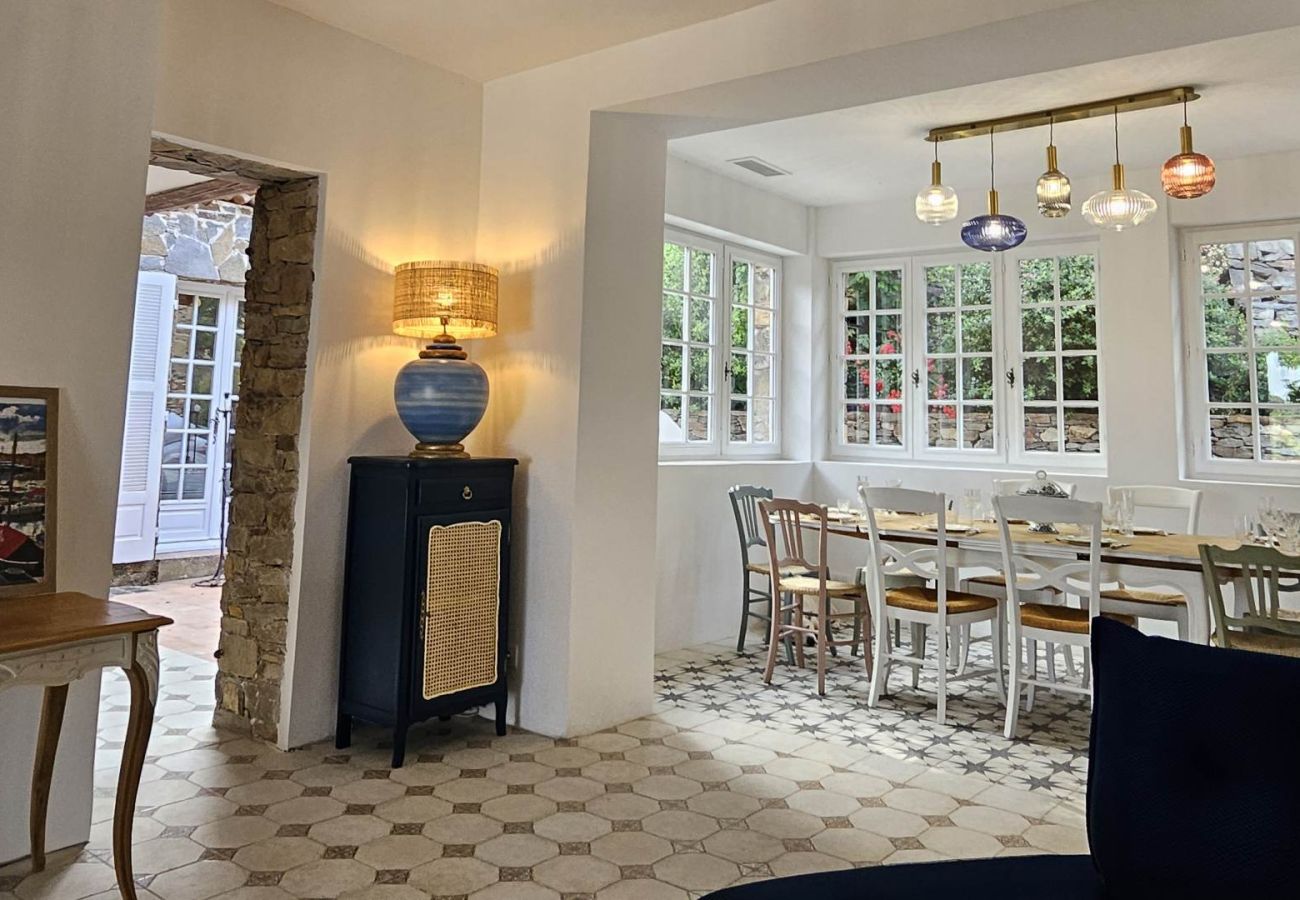 Villa en La Garde-Freinet - Villa La Biche St Tropez Costa de Azul 5-bd