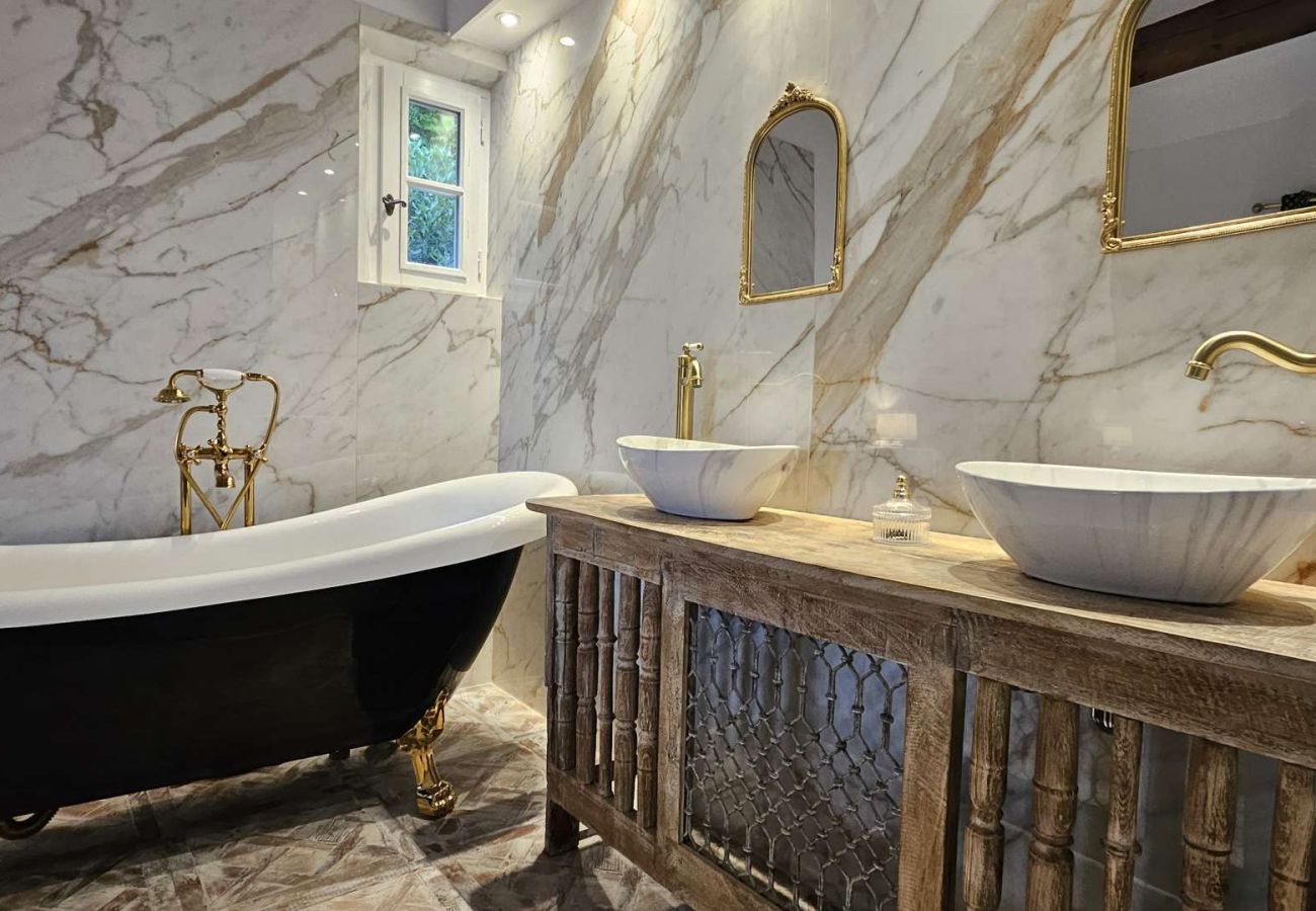 Villa en La Garde-Freinet - Villa La Biche St Tropez Costa de Azul 5-bd