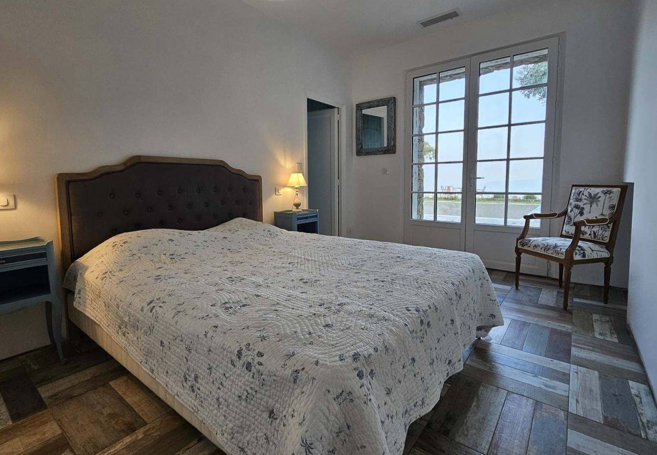 Villa en La Garde-Freinet - Villa La Biche St Tropez Costa de Azul 5-bd