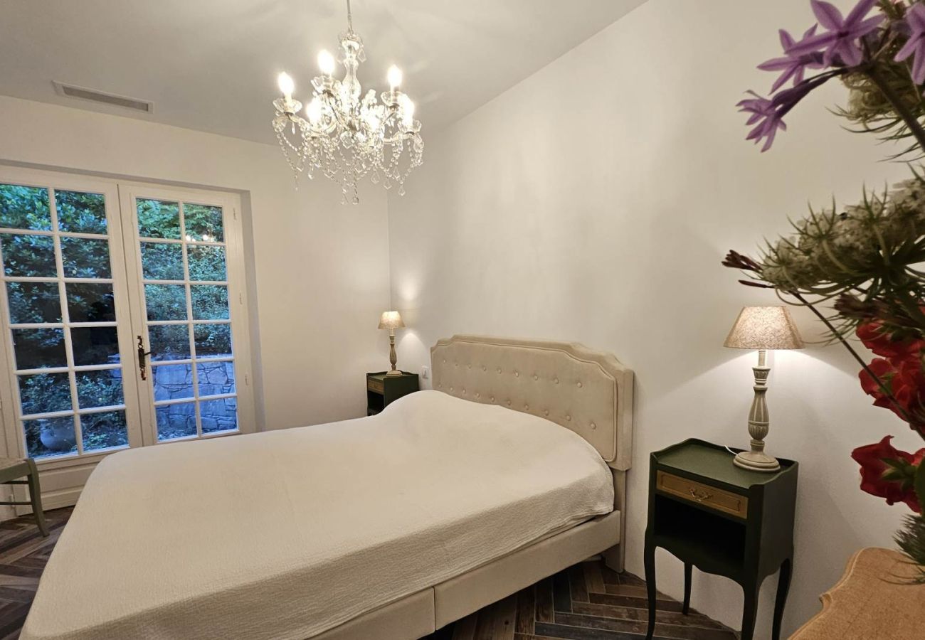 Villa en La Garde-Freinet - Villa La Biche St Tropez Costa de Azul 5-bd