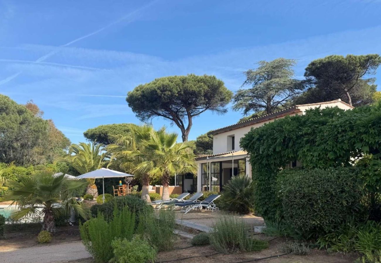 Villa en Saint-Tropez - Villa Fontaine du Pin Saint-Tropez 4-bd