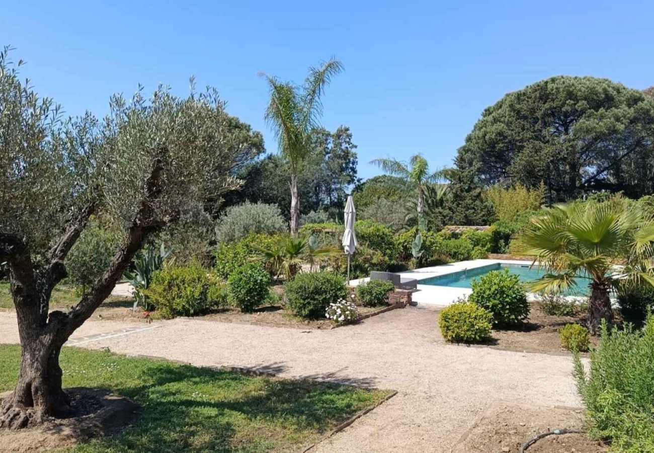 Villa en Saint-Tropez - Villa Fontaine du Pin Saint-Tropez 4-bd
