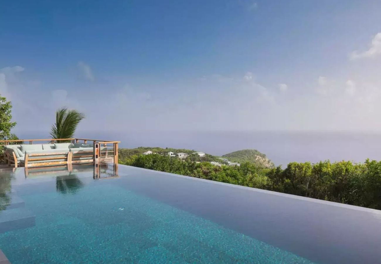 Villa Caro à St Barth avec vue exceptionnelle pour 10 personnes