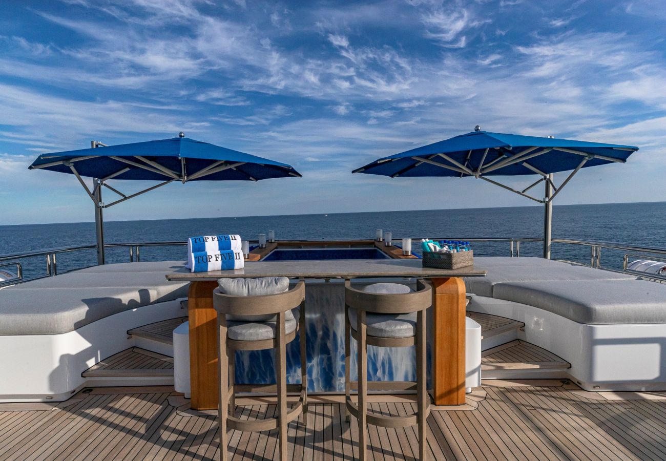 Bateau à Saint Barthélemy - YACHT TOP FIVE II  6-BD