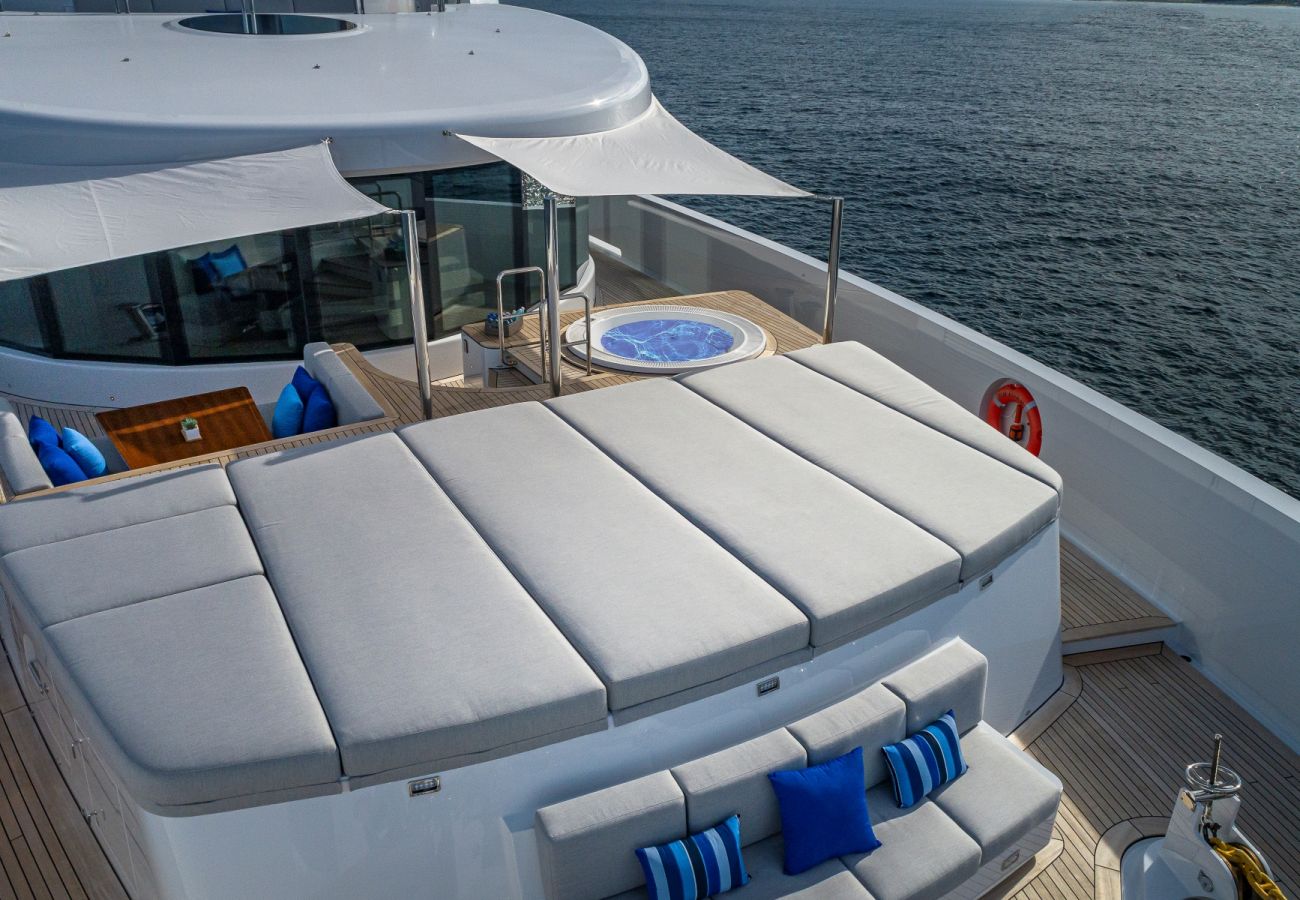 Bateau à Saint Barthélemy - YACHT TOP FIVE II  6-BD