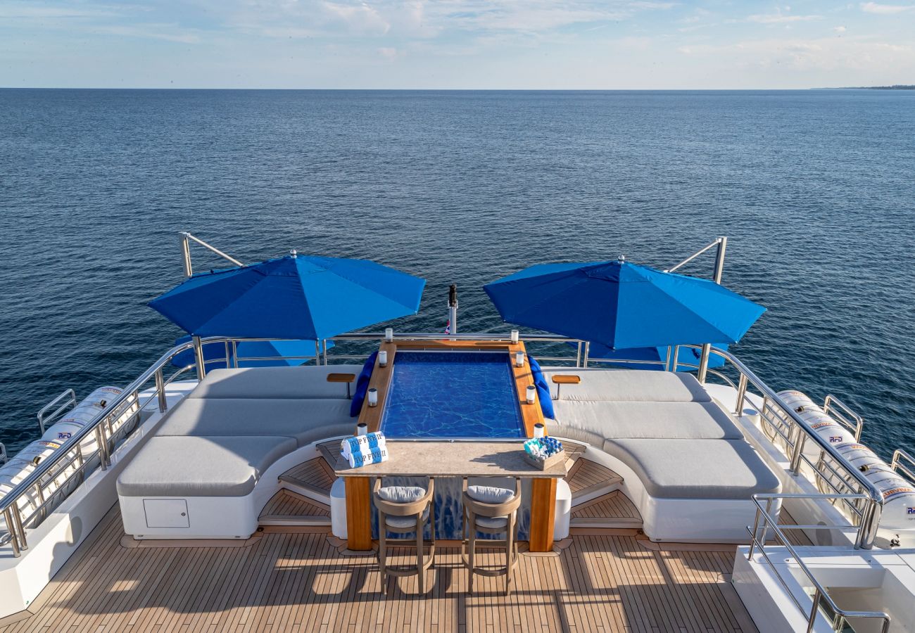 Bateau à Saint Barthélemy - YACHT TOP FIVE II  6-BD