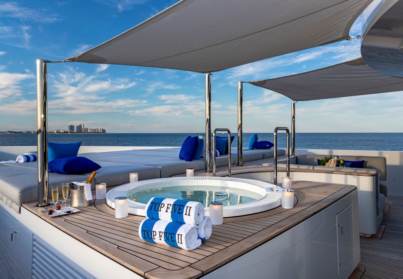 Bateau à Saint Barthélemy - YACHT TOP FIVE II  6-BD