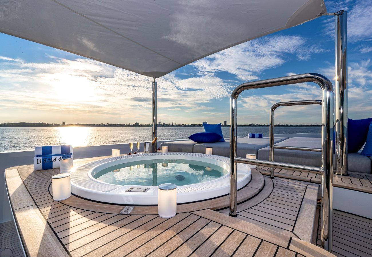 Bateau à Saint Barthélemy - YACHT TOP FIVE II  6-BD