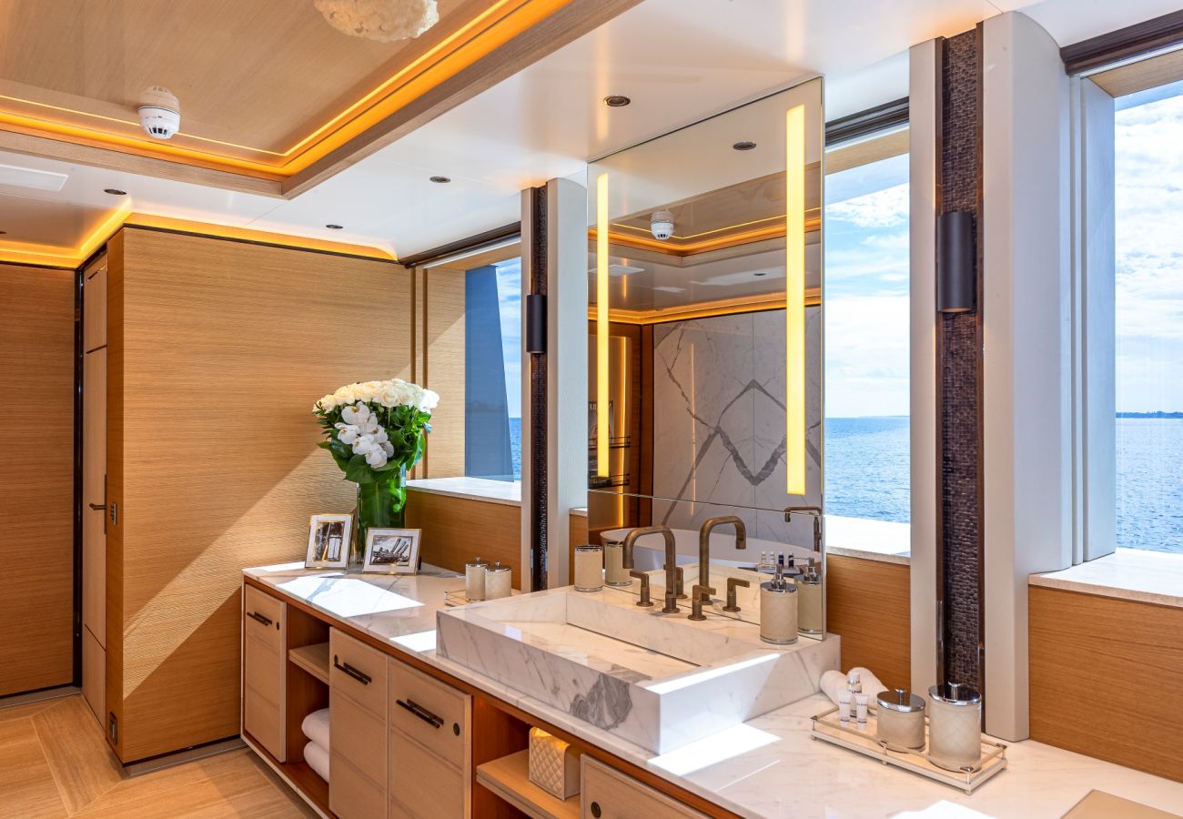 Bateau à Saint Barthélemy - YACHT TOP FIVE II  6-BD