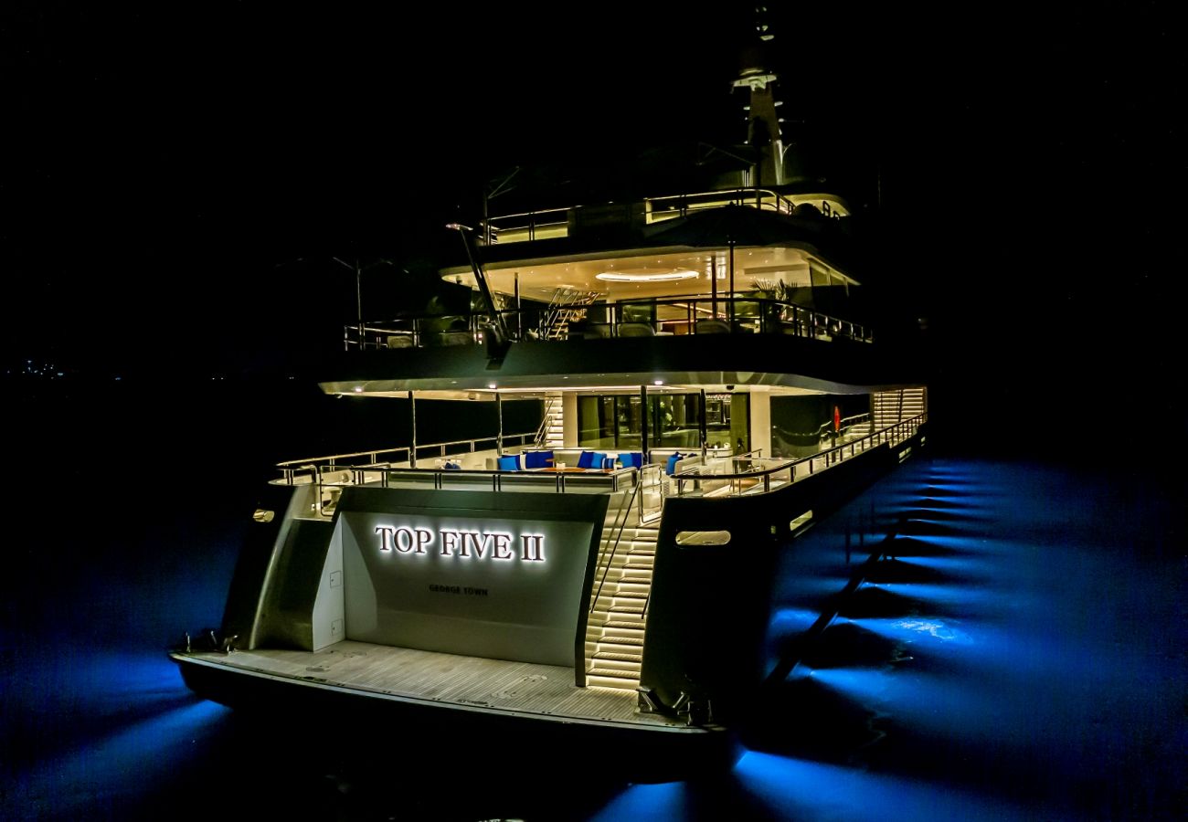 Bateau à Saint Barthélemy - YACHT TOP FIVE II  6-BD