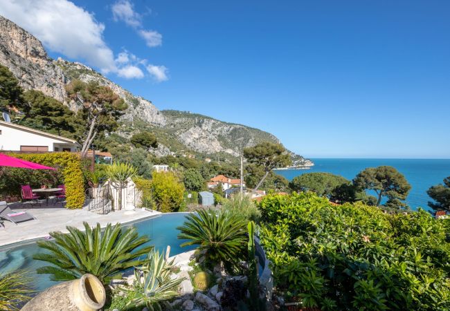 Villa à Eze - Villa Panorama Eze Côte d'Azur 5-bd Villa à Eze - Villa Panorama Eze Côte d'Azur 5-bd
