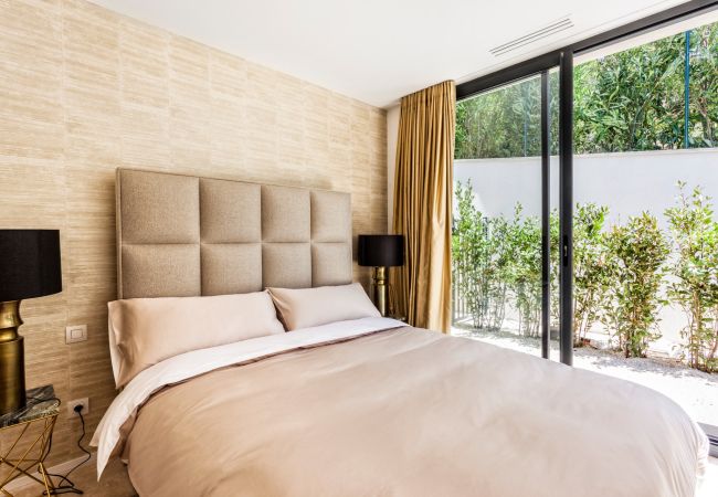 Villa à La Croix-Valmer - Villa Colibri St Tropez Côte d'Azur 10-bd Villa à La Croix-Valmer - Villa Colibri St Tropez Côte d'Azur 10-bd