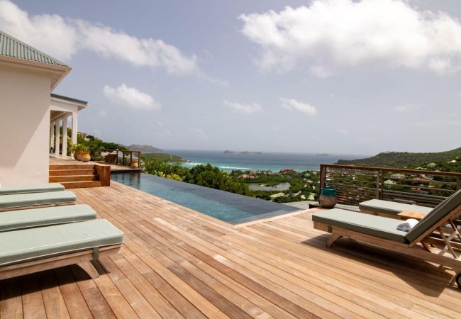 Villa Vogue à St Barth dans quartier prisé de St Jean pour 10 personnes