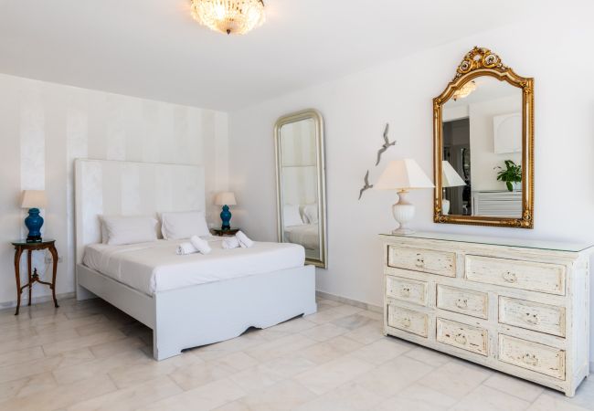 Villa à Mikonos - Villa Deloxenia Mykonos 5-bd Villa à Mikonos - Villa Deloxenia Mykonos 5-bd