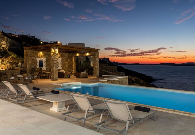 Villa à Mikonos - Villa Deloxenia Mykonos 5-bd Villa à Mikonos - Villa Deloxenia Mykonos 5-bd