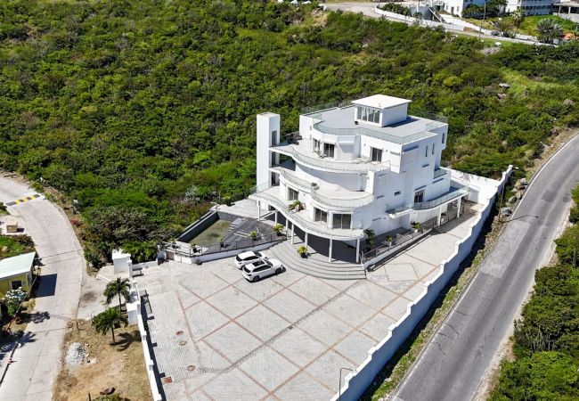 Condominium in Oyster Pond - Ref. 496707 Condominium in Oyster Pond - Ref. 496707