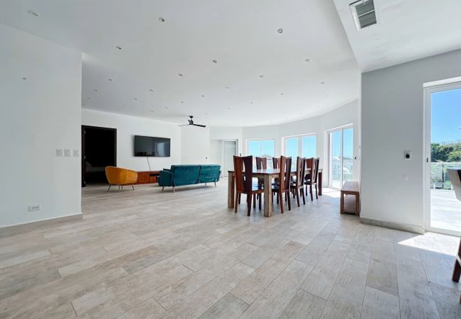Condominium in Oyster Pond - Ref. 496707 Condominium in Oyster Pond - Ref. 496707