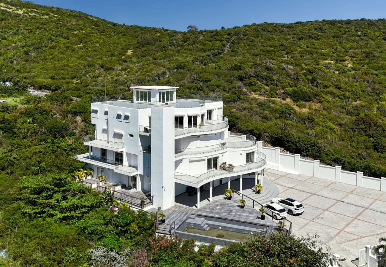 Condominium in Oyster Pond - Ref. 496707 Condominium in Oyster Pond - Ref. 496707