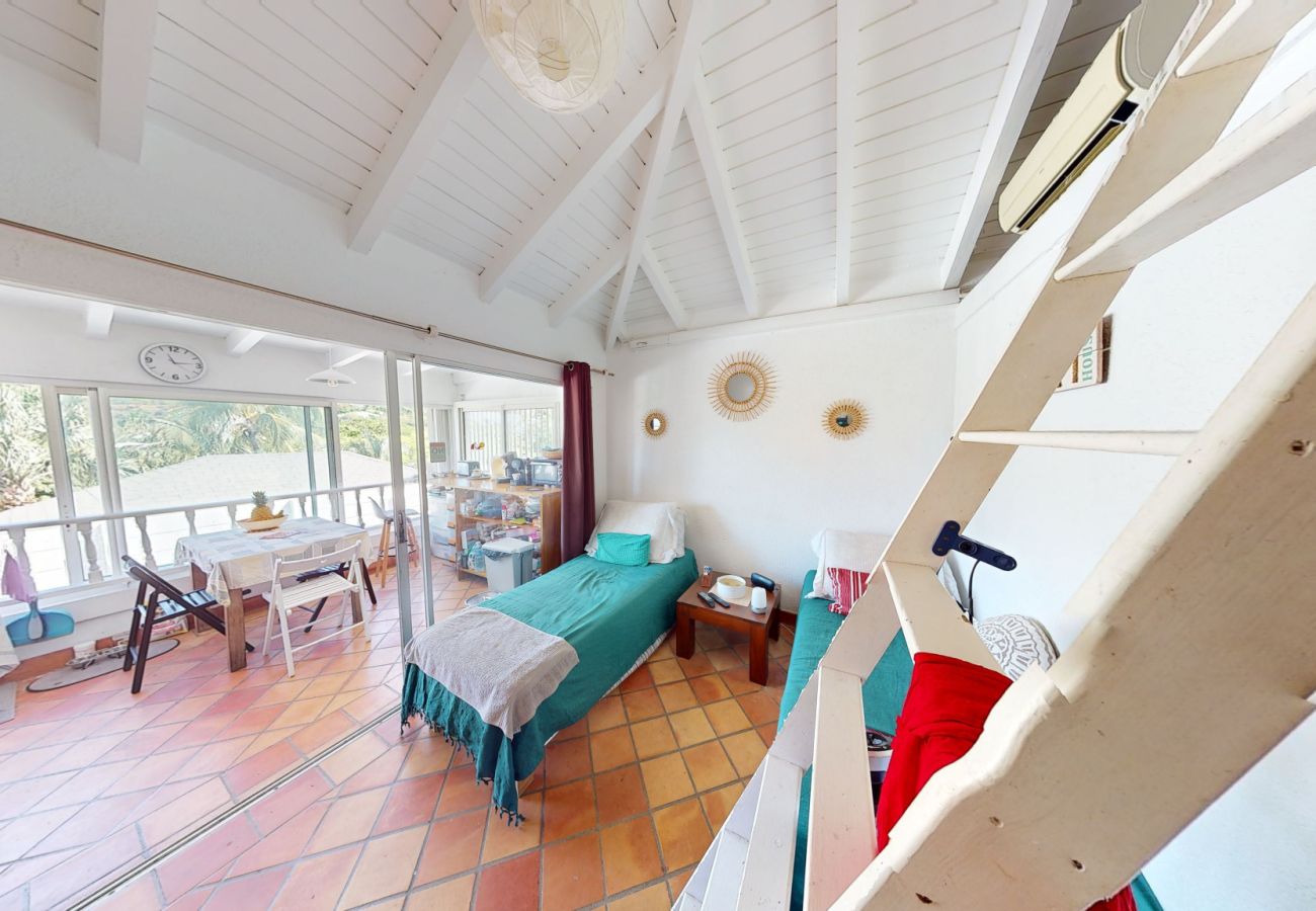 Apartment in Saint Barthélemy - Ref. 496818