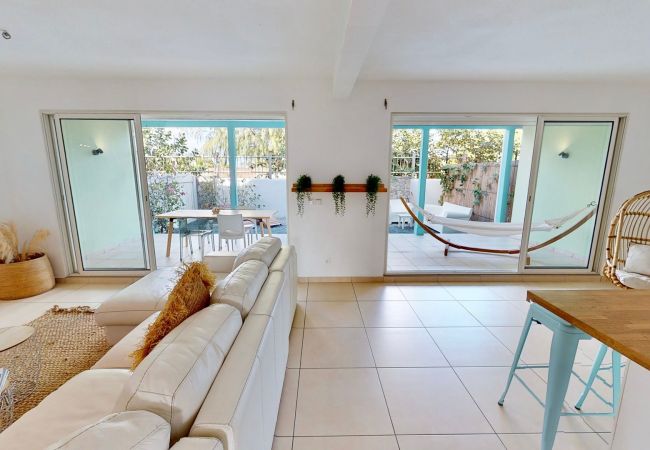 Apartment in Orient Bay - Ref. 496821 Apartment in Orient Bay - Ref. 496821