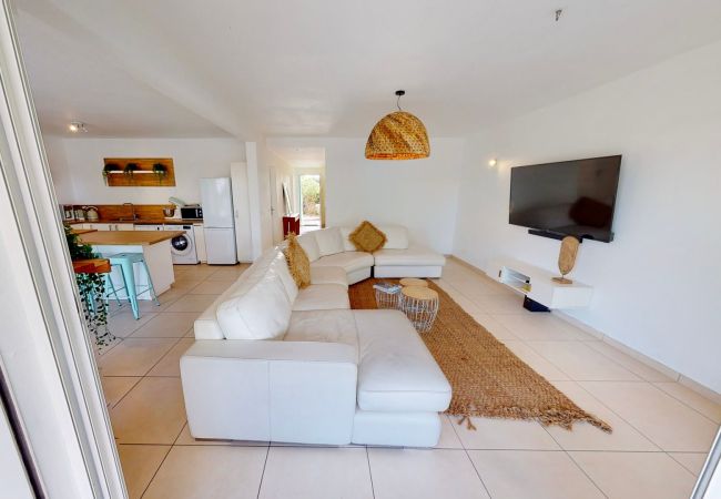 Apartment in Orient Bay - Ref. 496821 Apartment in Orient Bay - Ref. 496821