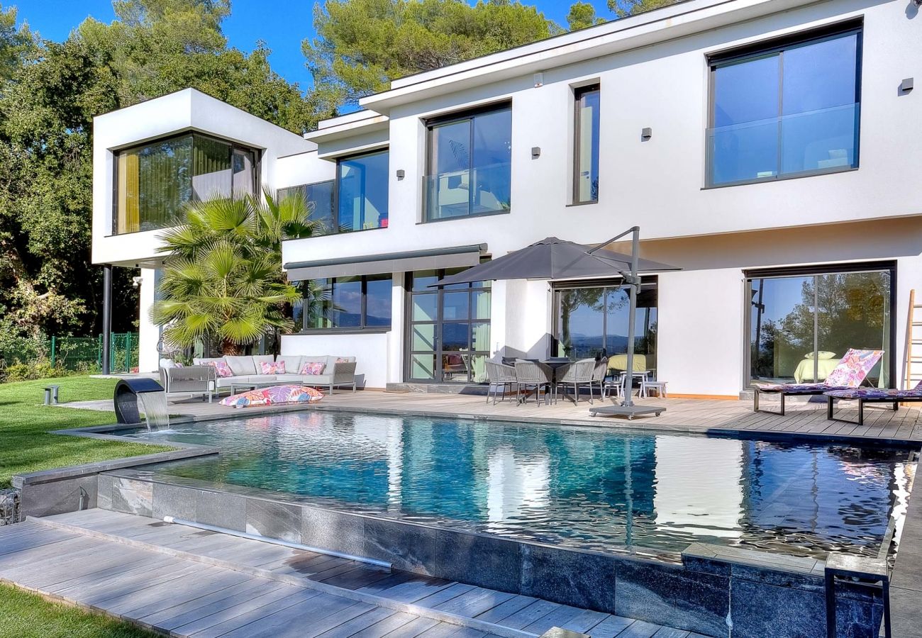 Villa in Mouans-Sartoux - Villa Medinilla Mouans-Sartoux French Riviera 5-bd