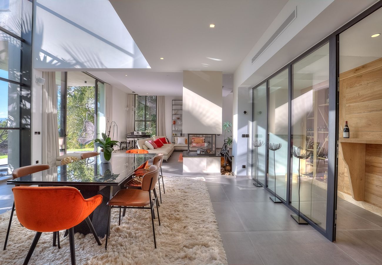 Villa in Mouans-Sartoux - Villa Medinilla Mouans-Sartoux French Riviera 5-bd