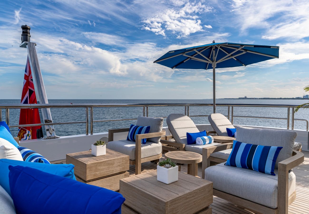 Boat in Saint Barthélemy - YACHT TOP FIVE II  6-BD