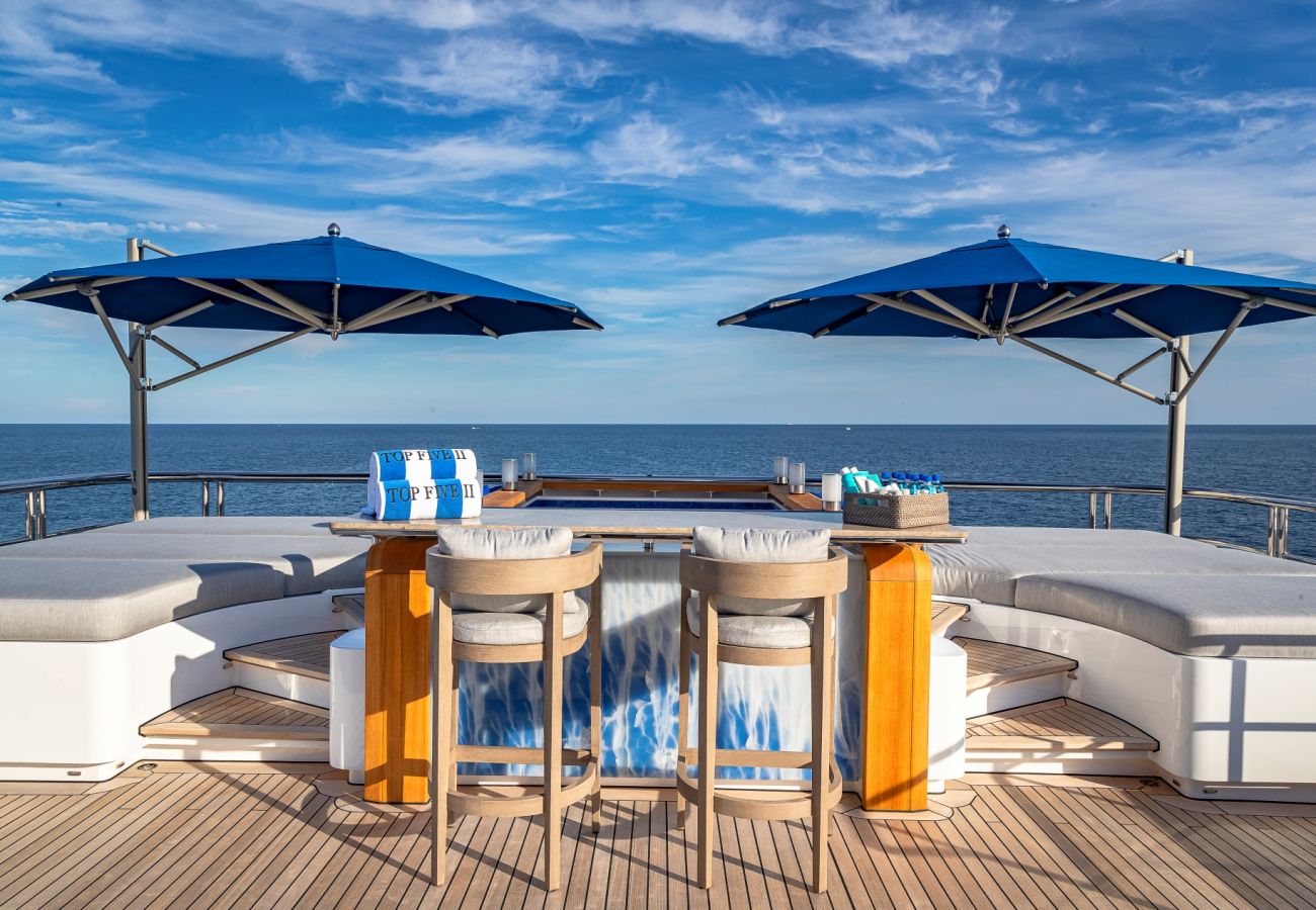 Boat in Saint Barthélemy - YACHT TOP FIVE II  6-BD