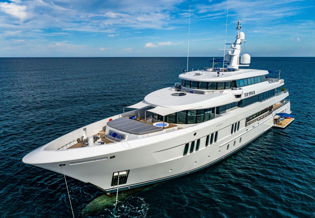 Boat in Saint Barthélemy - YACHT TOP FIVE II  6-BD
