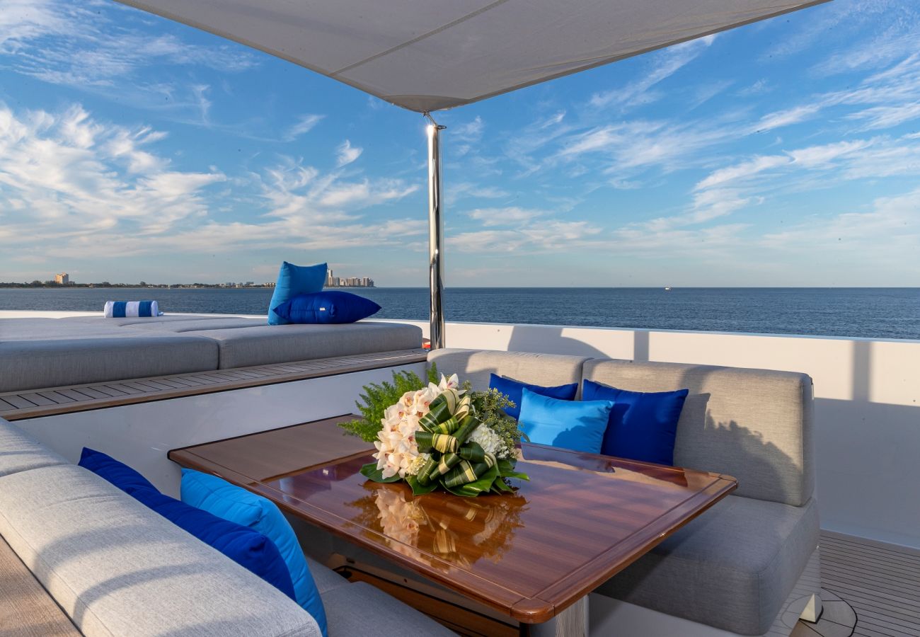 Boat in Saint Barthélemy - YACHT TOP FIVE II  6-BD