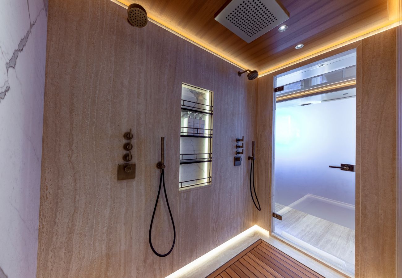 Boat in Saint Barthélemy - YACHT TOP FIVE II  6-BD