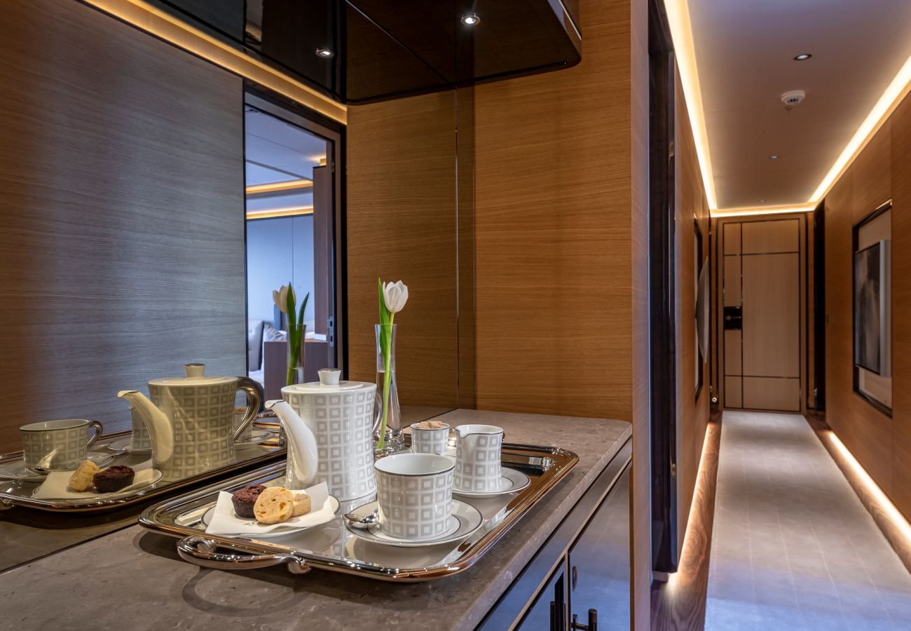 Boat in Saint Barthélemy - YACHT TOP FIVE II  6-BD
