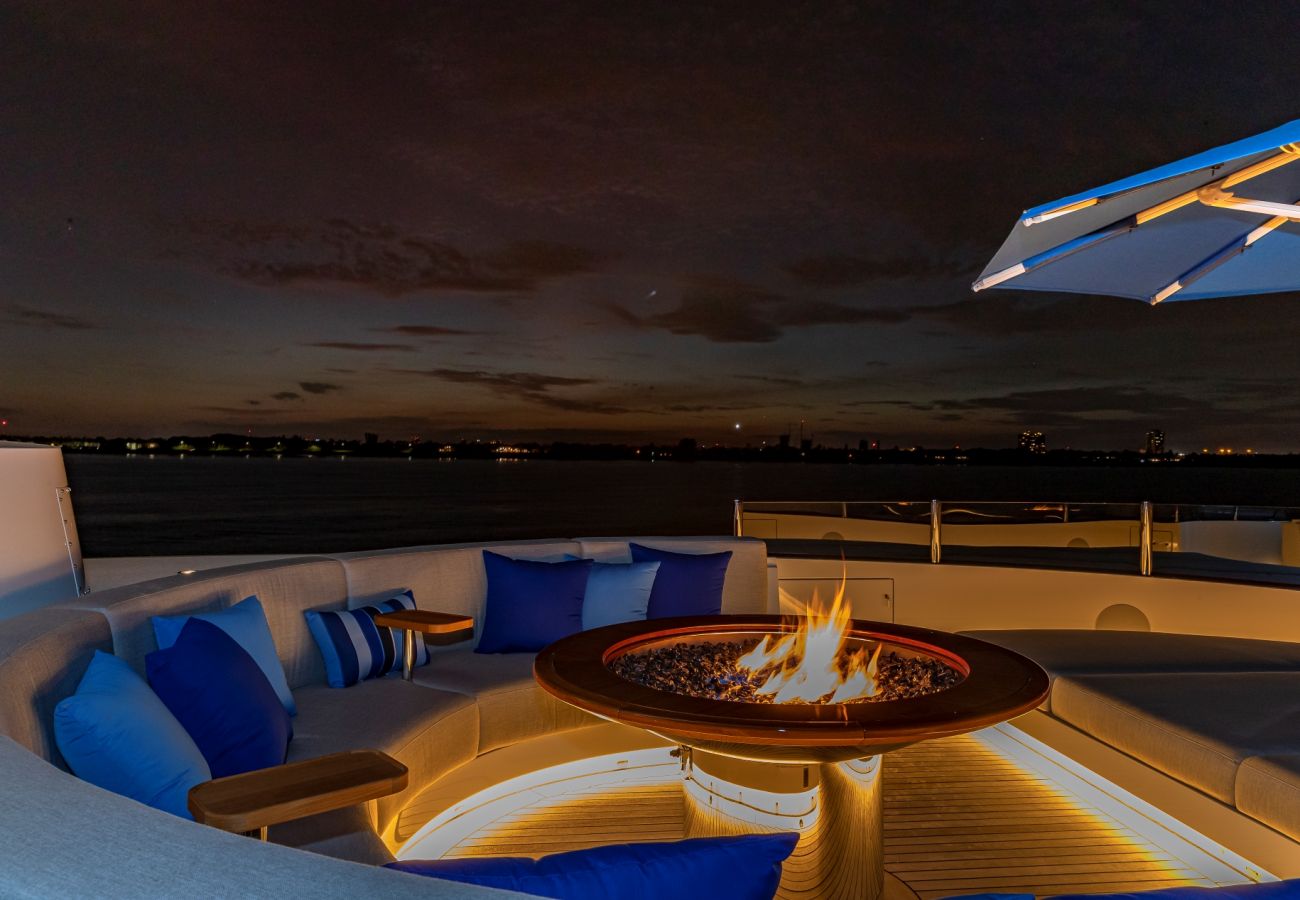 Boat in Saint Barthélemy - YACHT TOP FIVE II  6-BD