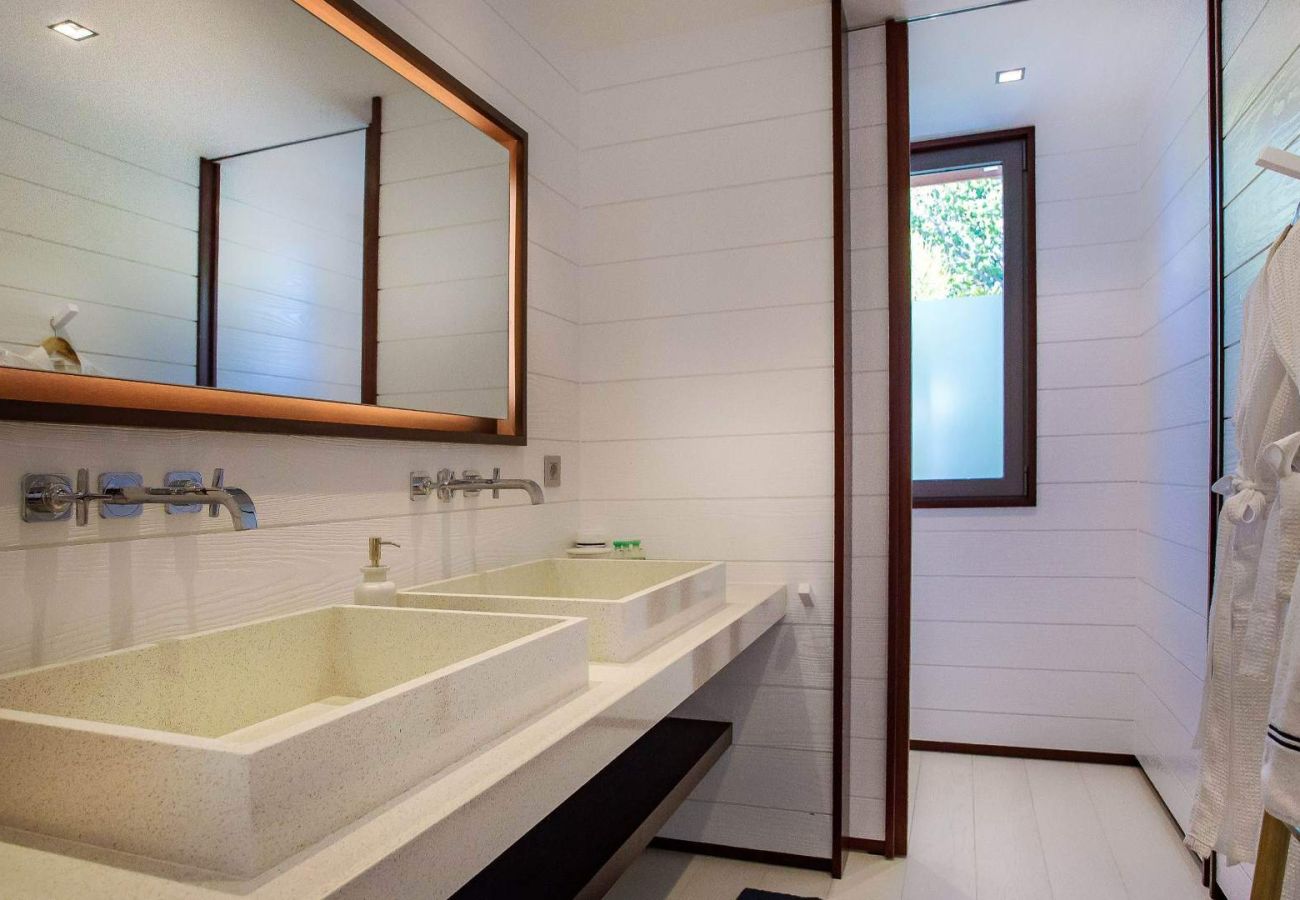Villa in Saint Barthélemy - Villa Blanc Bleu St Barths 4-bd