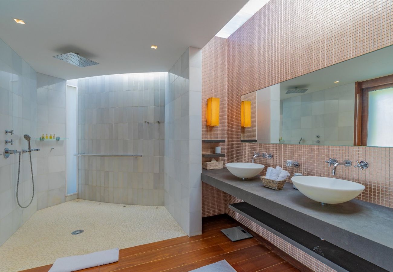 Villa in Saint Barthélemy - Villa La Plage St Barths 6-bd