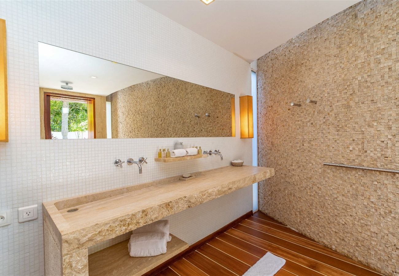 Villa in Saint Barthélemy - Villa La Plage St Barths 6-bd
