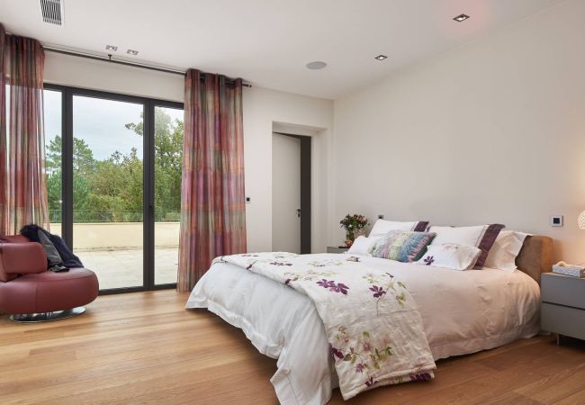 Villa in Tourrettes - Villa Calathéa Tourrettes French Riviera 5-bd Villa in Tourrettes - Villa Calathéa Tourrettes French Riviera 5-bd