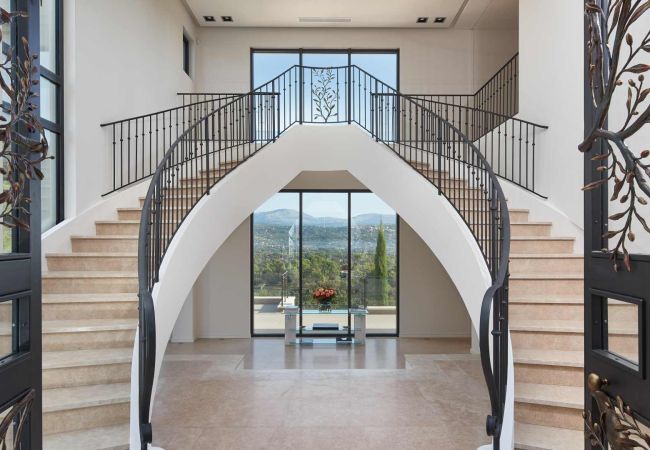 Villa in Tourrettes - Villa Calathéa Tourrettes French Riviera 5-bd Villa in Tourrettes - Villa Calathéa Tourrettes French Riviera 5-bd