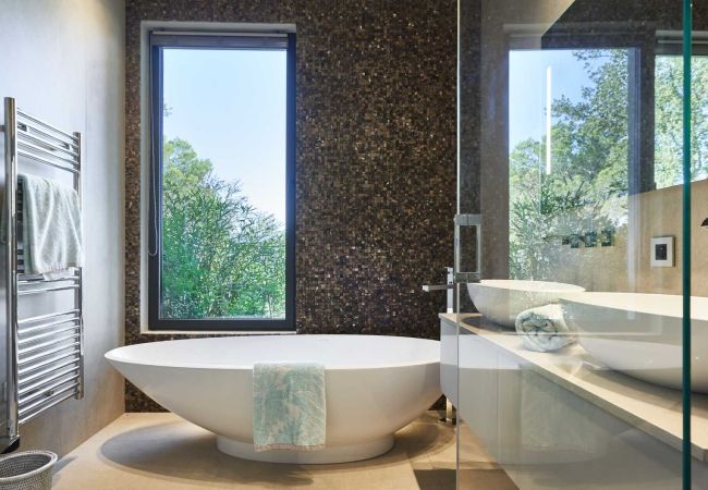 Villa in Tourrettes - Villa Calathéa Tourrettes French Riviera 5-bd Villa in Tourrettes - Villa Calathéa Tourrettes French Riviera 5-bd