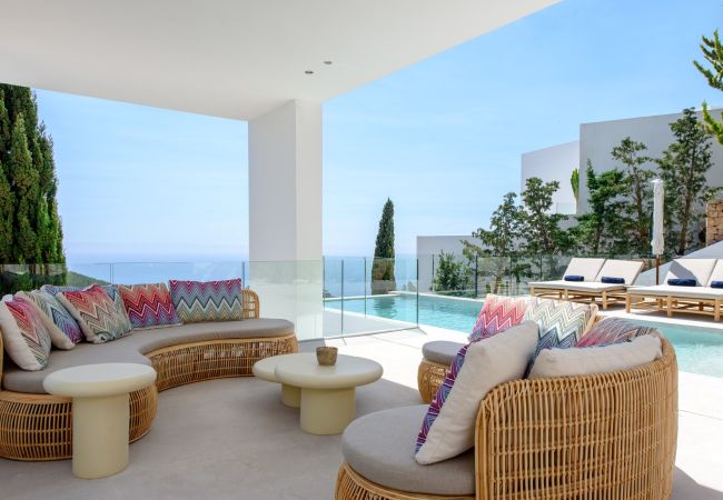 Villa in Santa Eulalia des Riu - Villa Valentina Ibiza 5-bd Villa in Santa Eulalia des Riu - Villa Valentina Ibiza 5-bd