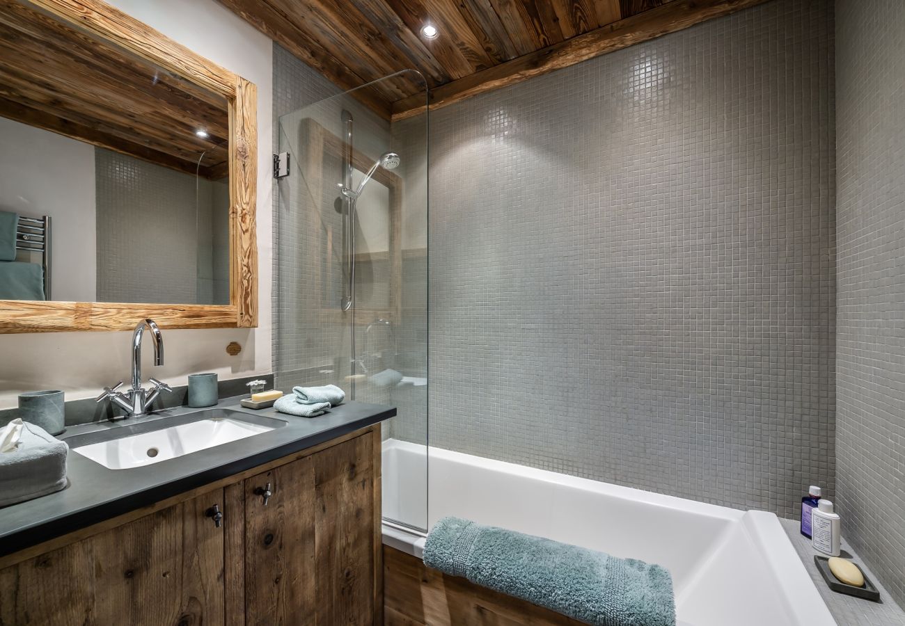 Chalet in Courchevel - Chalet Ima Courchevel French Alps 7-bd