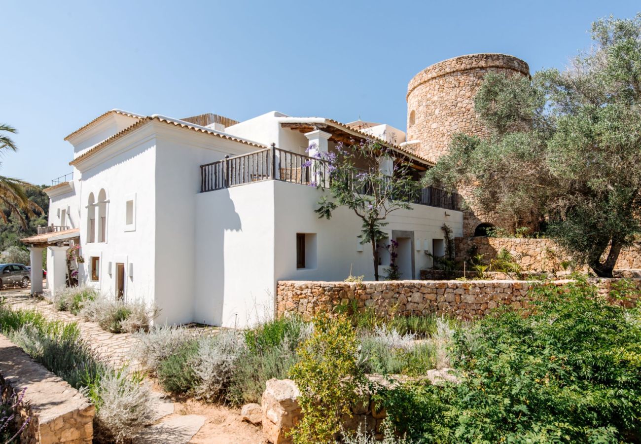 Villa in Sant Llorenç de Balafia - Villa San Lorenzo Fincadelica Ibiza 9-bd