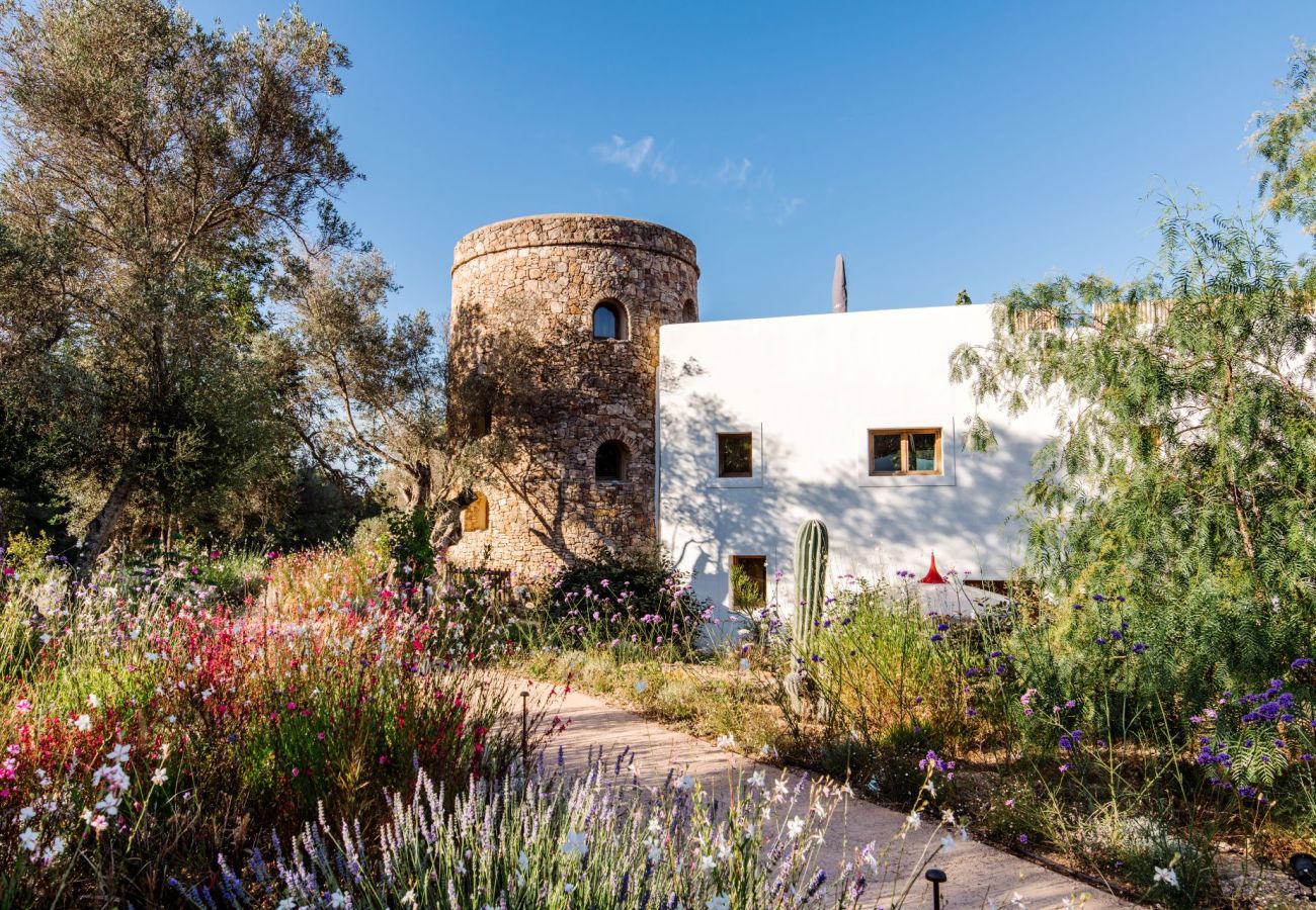 Villa in Sant Llorenç de Balafia - Villa San Lorenzo Fincadelica Ibiza 9-bd