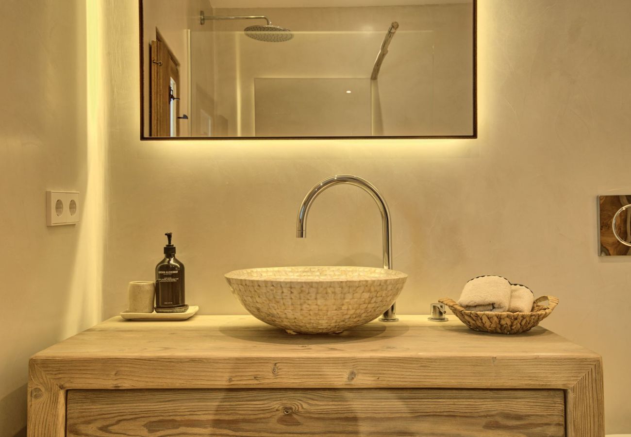 Villa in Sant Llorenç de Balafia - Villa San Lorenzo Fincadelica Ibiza 9-bd