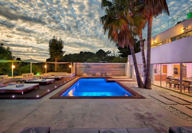 Villa in Santa Eulalia des Riu - Villa India Ibiza 6-bd Villa in Santa Eulalia des Riu - Villa India Ibiza 6-bd