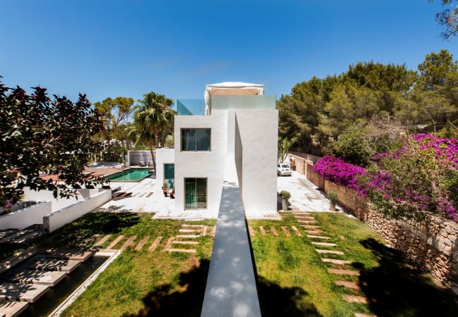 Villa in Santa Eulalia des Riu - Villa India Ibiza 6-bd Villa in Santa Eulalia des Riu - Villa India Ibiza 6-bd